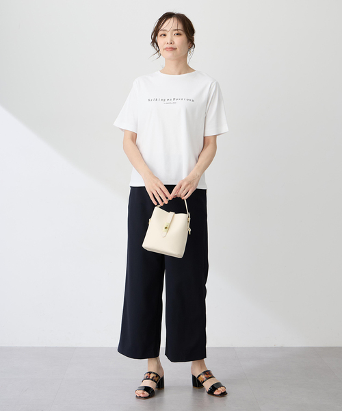 A/C DESIGN BY ALPHA CUBIC(エーシーデザインバイアルファキュービック)の「【ALCOLLAGEプリント】ラウンドヘムプリントTシャツ【すごツヤ・UVカット・接触冷感】(Tシャツ/カットソー・レディース・ライトグレー/ブラック/オフホワイト・LL/3L/M/L)」の10枚目の写真
