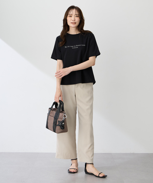 A/C DESIGN BY ALPHA CUBIC(エーシーデザインバイアルファキュービック)の「【ALCOLLAGEプリント】ラウンドヘムプリントTシャツ【すごツヤ・UVカット・接触冷感】(Tシャツ/カットソー・レディース・ライトグレー/ブラック/オフホワイト・LL/3L/M/L)」の12枚目の写真
