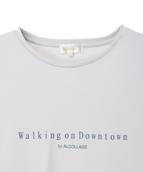 A/C DESIGN BY ALPHA CUBIC（エーシーデザインバイアルファキュービック）の「【ALCOLLAGEプリント】ラウンドヘムプリントＴシャツ【すごツヤ・UVカット・接触冷感・大きいサイズあり】（Tシャツ/カットソー・レディース・ライトグレー/ブラック/オフホワイト・LL/3L/M/L）」の22枚目の写真