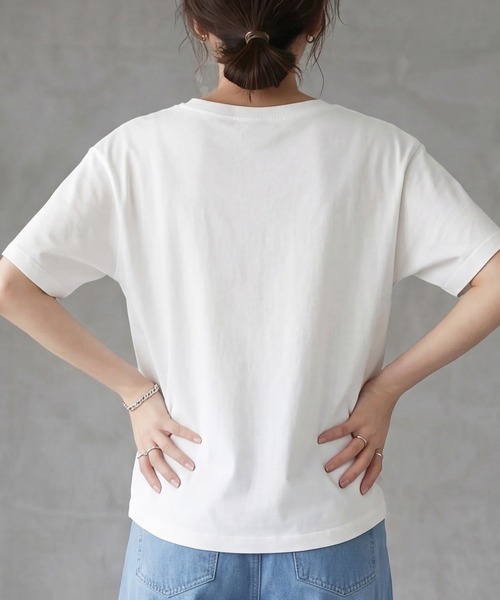 SELECT LEVERY(セレクトリベリー)の「星ワンポイント刺繍ロゴTシャツ(Tシャツ/カットソー・レディース・ブラック/オフホワイト・FREE)」の17枚目の写真