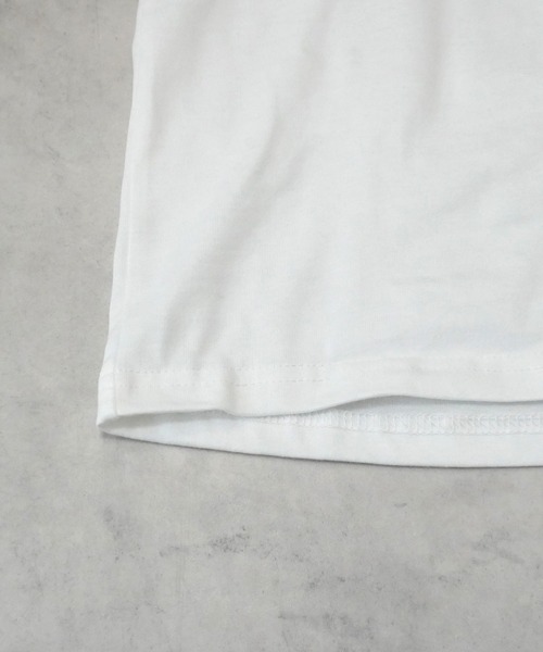 SELECT LEVERY(セレクトリベリー)の「星ワンポイント刺繍ロゴTシャツ(Tシャツ/カットソー・レディース・ブラック/オフホワイト・FREE)」の3枚目の写真