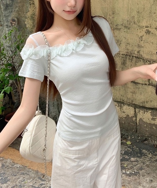 2ly2(トゥーリートゥー)の「フリルオフショルダー風 半袖カットソー(Tシャツ/カットソー・レディース・ブルー/イエロー/ピンク・FREE)」の4枚目の写真