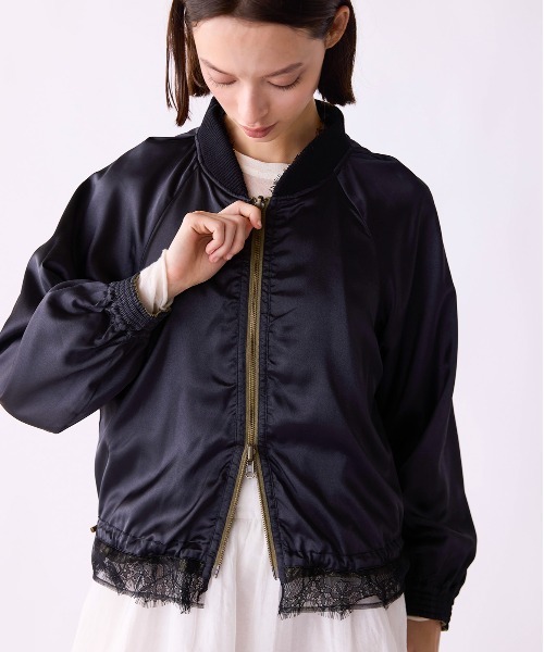 Marilyn Moon（マリリンムーン）の「eyelash lace satin reversible blouson（ブルゾン・レディース・オフホワイト/スミクロ/オリーブ・FREE）」の11枚目の写真