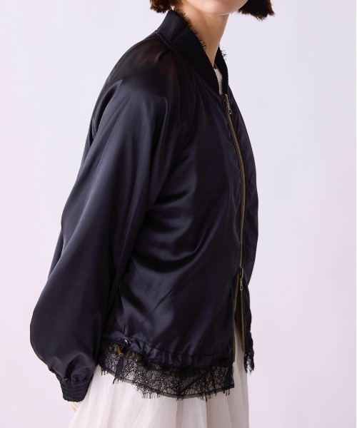 Marilyn Moon（マリリンムーン）の「eyelash lace satin reversible blouson（ブルゾン・レディース・オフホワイト/スミクロ/オリーブ・FREE）」の12枚目の写真