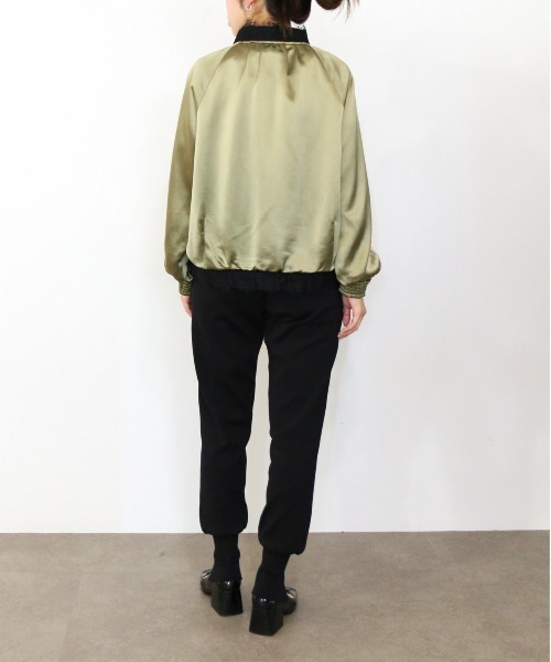 Marilyn Moon（マリリンムーン）の「eyelash lace satin reversible blouson（ブルゾン・レディース・オフホワイト/スミクロ/オリーブ・FREE）」の21枚目の写真