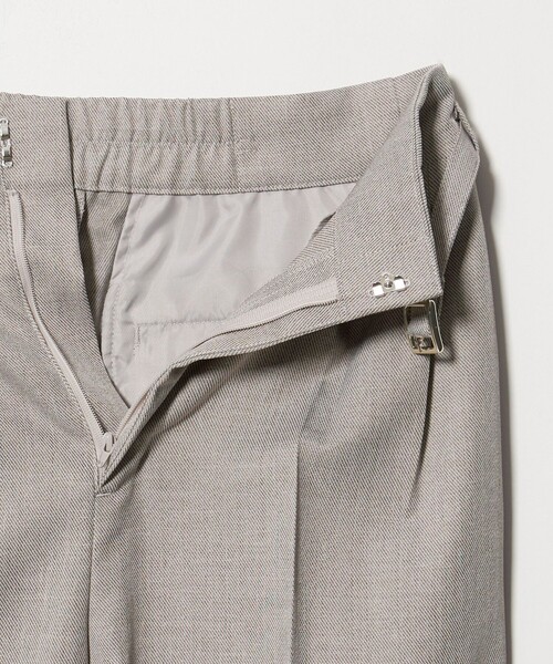 A DAY IN THE LIFE UNITED ARROWS(アデイインザライフユナイテッドアローズ)の「カルゼ ベルト2タック ワイドパンツ <A DAY IN THE LIFE>(その他パンツ・レディース・ネイビー/ライトグレー/オリーブ・36/38/40)」の16枚目の写真