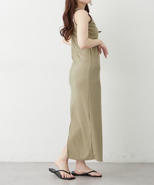 continuer de NICE CLAUP（コンティニューデナイスクラップ）の「【カップ付き♪】配色ヘンリータンクワンピ（ワンピース・レディース・カーキ/ブラウン/ブラック・FREE）」の20枚目の写真