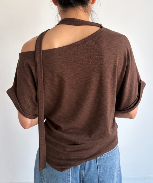 DRWCYS(ドロシーズ)の「ナロータイオフショルトップス(Tシャツ/カットソー・レディース・ブラック/ブラウン/ホワイト・FREE)」の12枚目の写真