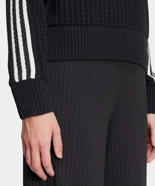 adidas(アディダス)の「アディカラー ニット クルーネックセーター / アディダスオリジナルス adidas Originals(スウェット・レディース・ブラック・XX-LARGE/3XL/LARGE/MEDIUM/SMALL/X-LARGE/X-SMALL)」の4枚目の写真