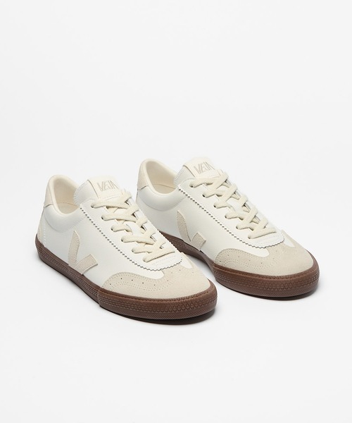 VEJA(ヴェジャ)の「VEJA Volley レザースニーカー(スニーカー・レディース・ホワイト系その他・40/25.5cm/41/26.5cm/42/27cm/43/28cm/37/23/38/24/39/25)」の7枚目の写真