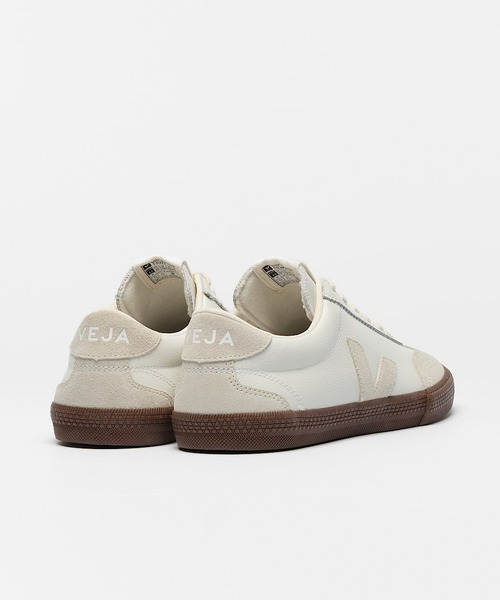 VEJA(ヴェジャ)の「VEJA Volley レザースニーカー(スニーカー・レディース・ホワイト系その他・40/25.5cm/41/26.5cm/42/27cm/43/28cm/37/23/38/24/39/25)」の8枚目の写真