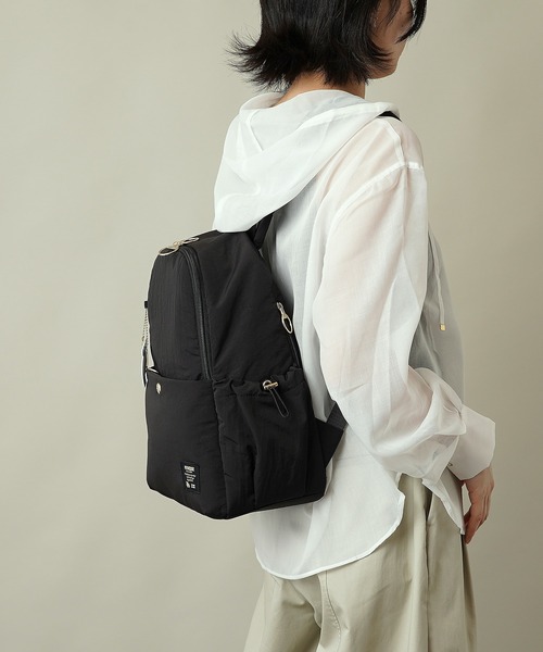 moz(モズ)の「【moz(モズ)】軽量 軽撥水 ボンディング リュックサック B5サイズ収納可 8L ZZQK-04(ショルダーバッグ・レディース・ベージュ/ブラック/オレンジ/ブルーグレー・ONE SIZE)」の19枚目の写真