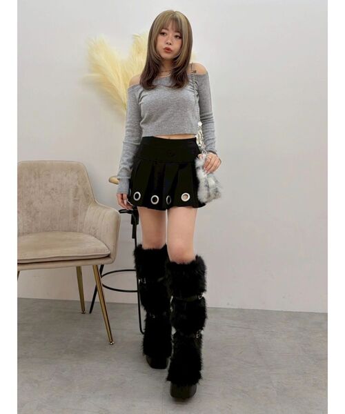 EVRIS（エヴリス）の「アイレットプリーツミニスカート（スカート・レディース・ブラック/カーキ・SMALL/MEDIUM）」の8枚目の写真