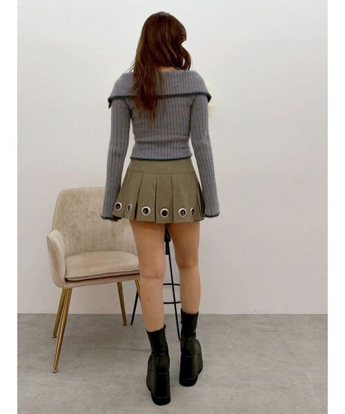 EVRIS（エヴリス）の「アイレットプリーツミニスカート（スカート・レディース・ブラック/カーキ・SMALL/MEDIUM）」の14枚目の写真