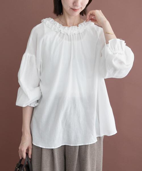 ITEMS URBANRESEARCH(アイテムズ アーバンリサーチ)の「フリルギャザー2WAYブラウス(シャツ/ブラウス・レディース・チャコールグレー/ホワイト・FREE)」の7枚目の写真