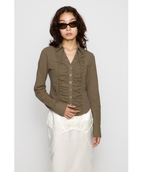LAGUA GEM(ラグアジェム)の「V NECK GATHER シャツ(シャツ/ブラウス・レディース・オフホワイト/ブラック/カーキ・FREE)」の10枚目の写真
