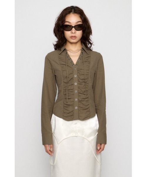 LAGUA GEM(ラグアジェム)の「V NECK GATHER シャツ(シャツ/ブラウス・レディース・オフホワイト/ブラック/カーキ・FREE)」の8枚目の写真