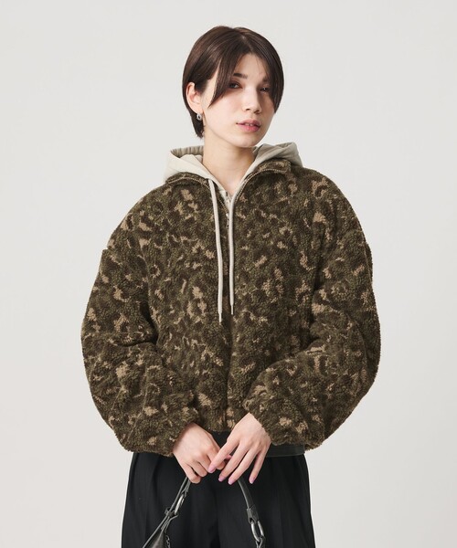 BEAUTY&YOUTH UNITED ARROWS(ビューティーアンドユースユナイテッドアローズ)の「ジャガード スタンドカラー ボアブルゾン(その他アウター・レディース・オリーブ/ナチュラル・FREE)」の4枚目の写真