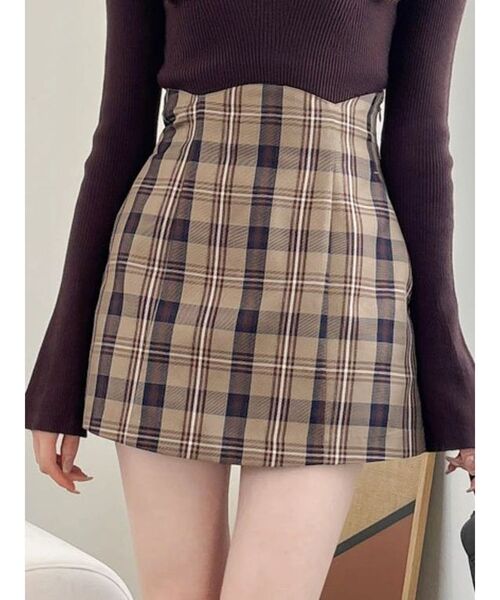 dazzlin(ダズリン)の「ミニスカショーパン(その他パンツ・レディース・ベージュ/グレー/オレンジ・MEDIUM/SMALL)」の2枚目の写真