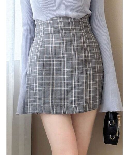 dazzlin(ダズリン)の「ミニスカショーパン(その他パンツ・レディース・ベージュ/グレー/オレンジ・MEDIUM/SMALL)」の1枚目の写真