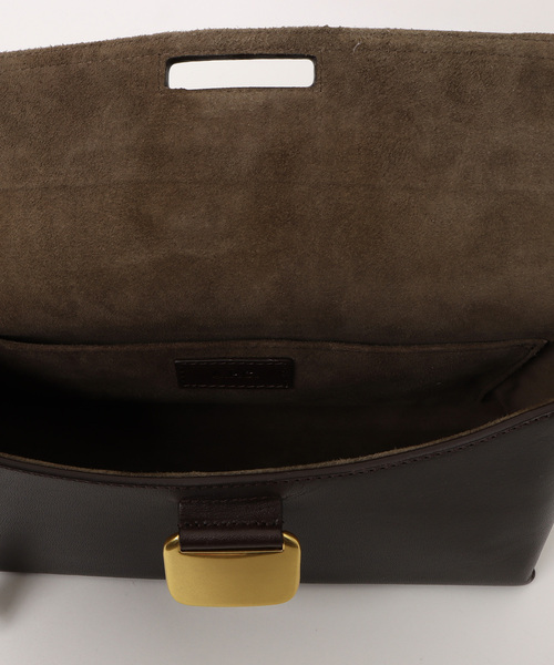 A.P.C.（アーペーセー）の「SAC SIMONE SMALL（ショルダーバッグ・レディース・ブラウン・ONESIZE）」の4枚目の写真