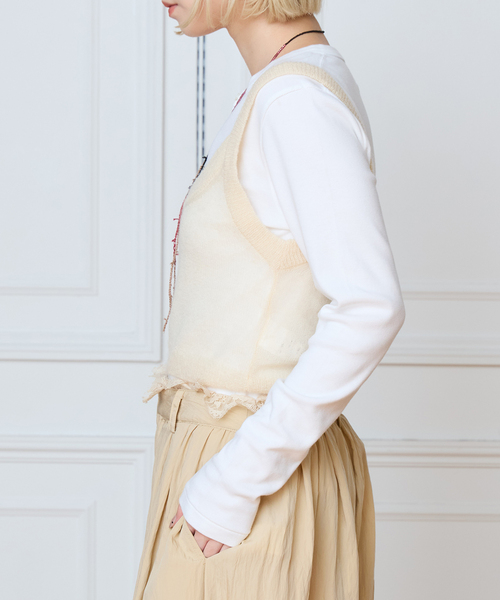 IENA LA BOUCLE(イエナラブークル)の「IENA LA BOUCLE モヘヤMIXキャミタンク(ニット/セーター・レディース・アイボリー/グリーン・FREE)」の7枚目の写真