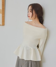 オフショルペプラムニット 1087981