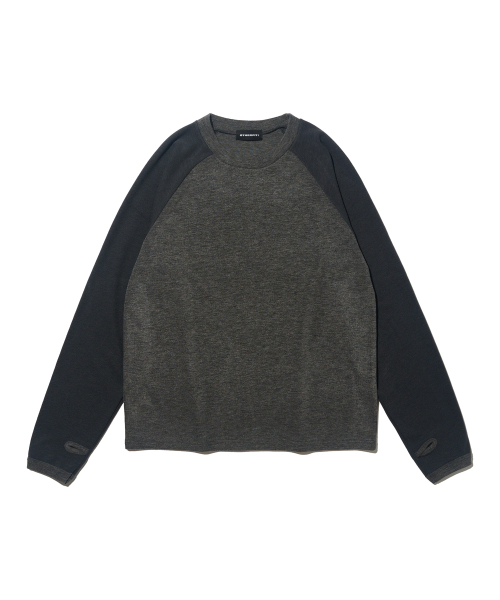 OTHERFITS(アザーフィッツ)の「レイヤードツートーンラグランウォーマーTシャツ(グレー/チャコール)(Tシャツ/カットソー・メンズ・その他・FREE)」の1枚目の写真