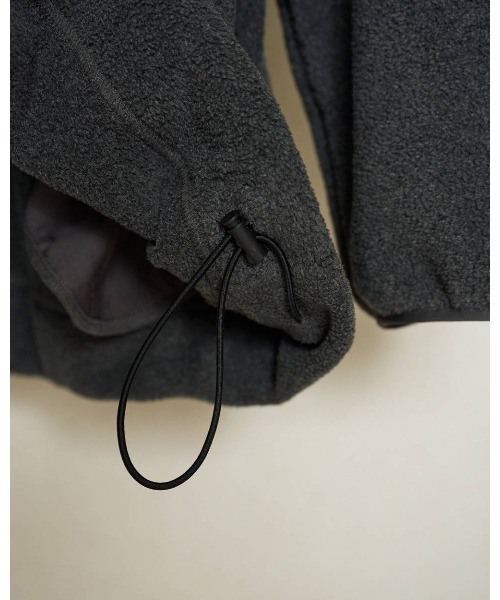 anuke（アンヌーク）の「Fleece 2way Onepiece 62620307（ワンピース・レディース・チャコールグレー/オフホワイト・38/36）」の21枚目の写真