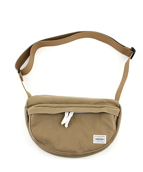 PORTER(ポーター)の「PORTER BEAT SHOULDER BAG SMALL <B印 YOSHIDA SELECT>(ショルダーバッグ・メンズ・ブラック/ベージュ/グリーン・ONE SIZE)」の3枚目の写真