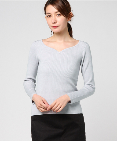 Apuweiser Riche アプワイザーリッシェ の ハートカットバック刺繍ニット ニット セーター Wear