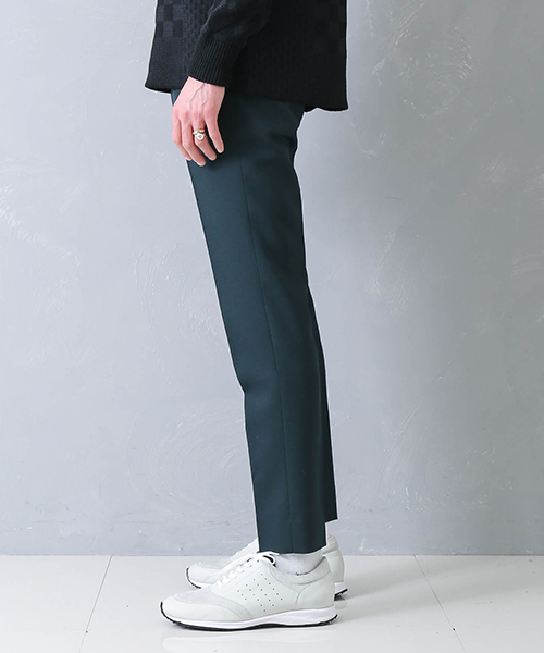 UNITED TOKYO（ユナイテッドトウキョウ）の「ハイカウントスリムスラックス（スラックス・メンズ・ブラウン/ネイビー/ブラック/カーキ/ブルー/ダークグレー/ライトグリーン/イエロー/サックスブルー・3/2/1/4）」の20枚目の写真