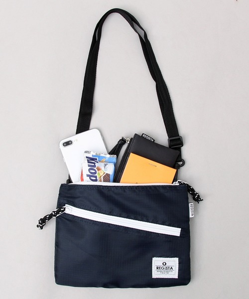 REGiSTA（レジスタ）の「【REGiTA/レジスタ】PVCナイロン サコッシュバッグ / ミニショルダー（ショルダーバッグ・メンズ・ホワイト/ブラック/グレー/オレンジ/ブルー/イエロー系その他/パープル/ベージュ/ネイビー/レッド・FREE）」の5枚目の写真