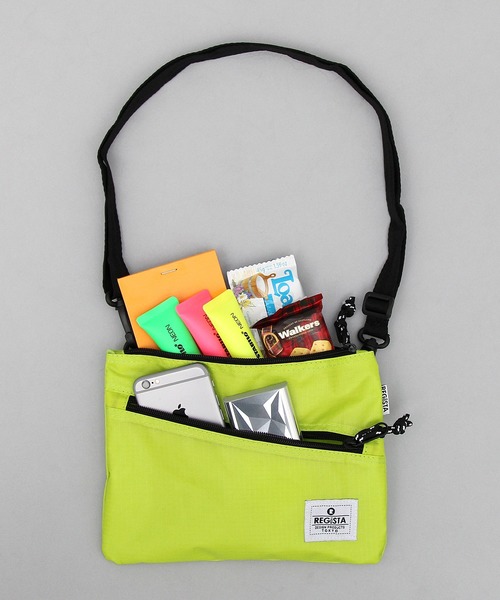REGiSTA（レジスタ）の「【REGiTA/レジスタ】PVCナイロン サコッシュバッグ / ミニショルダー（ショルダーバッグ・メンズ・ホワイト/ブラック/グレー/オレンジ/ブルー/イエロー系その他/パープル/ベージュ/ネイビー/レッド・FREE）」の8枚目の写真