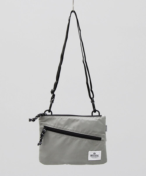 REGiSTA（レジスタ）の「【REGiTA/レジスタ】PVCナイロン サコッシュバッグ / ミニショルダー（ショルダーバッグ・メンズ・ホワイト/ブラック/グレー/オレンジ/ブルー/イエロー系その他/パープル/ベージュ/ネイビー/レッド・FREE）」の13枚目の写真