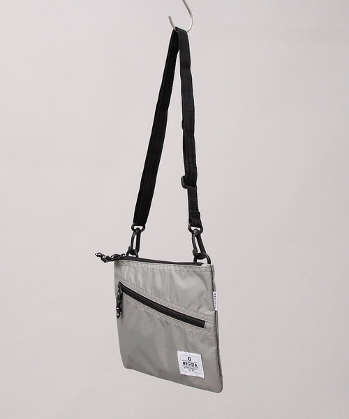 REGiSTA（レジスタ）の「【REGiTA/レジスタ】PVCナイロン サコッシュバッグ / ミニショルダー（ショルダーバッグ・メンズ・ホワイト/ブラック/グレー/オレンジ/ブルー/イエロー系その他/パープル/ベージュ/ネイビー/レッド・FREE）」の21枚目の写真
