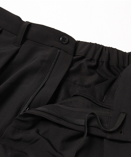 niko and...(ニコアンド)の「<NUMERALS>デザインタックパンツ(その他パンツ・メンズ・ブラック/ベージュ・SMALL/MEDIUM/LARGE)」の8枚目の写真