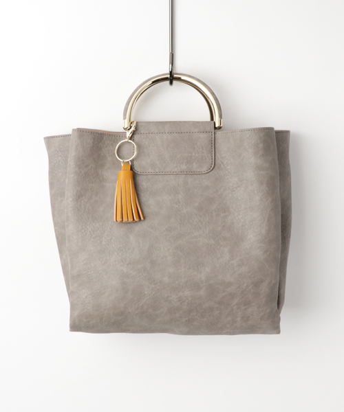 VIS（ビス）の「【2WAY】タッセルDハンドルトートバッグ（トートバッグ・レディース・ブラック/グレー/グリーン/ダークグリーン/ライトグレー・FREE）」の14枚目の写真