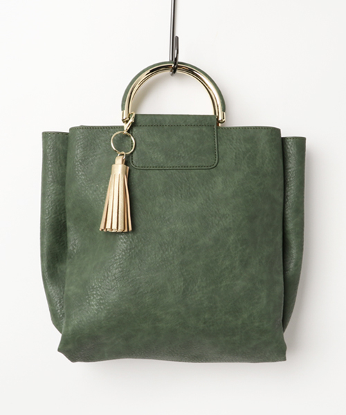 VIS（ビス）の「【2WAY】タッセルDハンドルトートバッグ（トートバッグ・レディース・ブラック/グレー/グリーン/ダークグリーン/ライトグレー・FREE）」の15枚目の写真