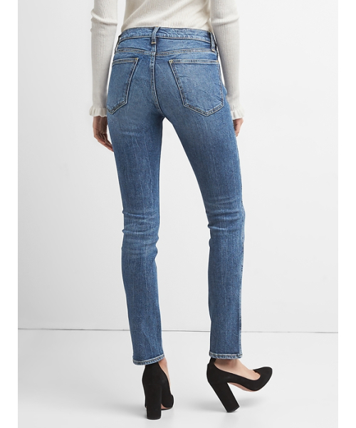 GAP（ギャップ）の「ハイライズ スリムストレートフィット ジーンズ（デニムパンツ・レディース・インディゴブルー・29/26/27/24/25/23/28/24inch/28inch/29inch/27inch/23inch/26inch/25inch）」の2枚目の写真