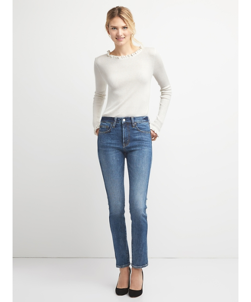 GAP（ギャップ）の「ハイライズ スリムストレートフィット ジーンズ（デニムパンツ・レディース・インディゴブルー・29/26/27/24/25/23/28/24inch/28inch/29inch/27inch/23inch/26inch/25inch）」の3枚目の写真
