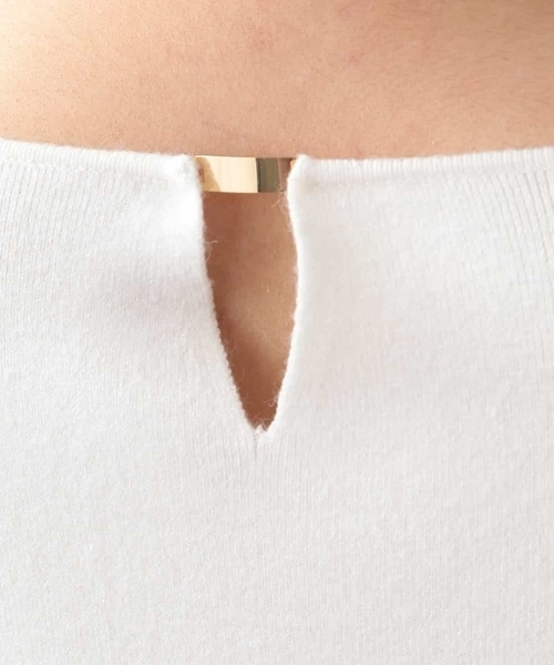 OFUON le MK（オフオンルエムケー）の「Vネックニットプルオーバー（ニット/セーター・レディース・アイボリー/ブラック/ライトグレー・38）」の10枚目の写真