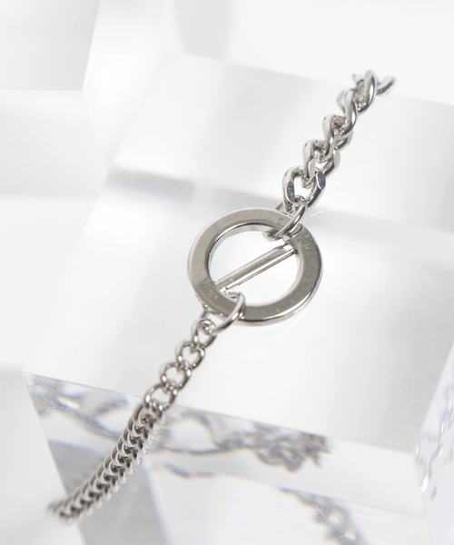 LUON(ルオン)の「LUON/デザインブレス(ブレスレット・レディース・シルバー系その他4/シルバー系その他/シルバー系その他2/シルバー系その他3/ゴールド系その他/シルバー系その他7/シルバー系その他6/ゴールド系その他4/シルバー系その他5/ゴールド系その他2/ゴールド系その他3/その他・FREE)」の5枚目の写真