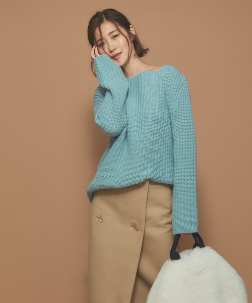 Abahouse Devinette(ドゥヴィネット)の「カラーローゲージプルオーバー(ニット/セーター・レディース・レッド/サックスブルー・フリー)」の1枚目の写真