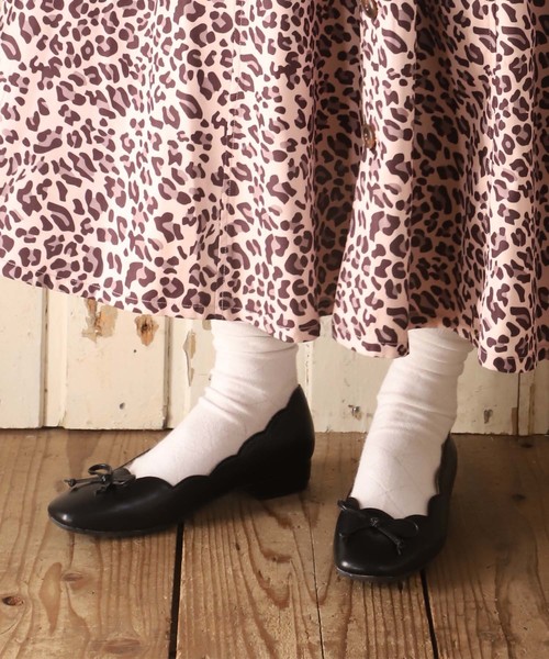 one after another NICE CLAUP(ワンアフターアナザーナイスクラップ)の「スカラバレエ シューズ(バレエシューズ・レディース・ブラック・SMALL/MEDIUM/LARGE)」の3枚目の写真