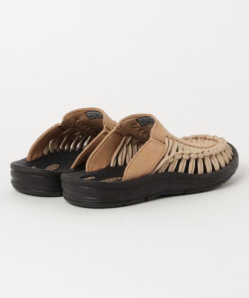 KEEN（キーン）の「UNEEK SLIDE / ユニーク スライド（サンダル・レディース・ベージュ・22.5cm/23cm/23.5cm/24cm/24.5cm/25cm）」の2枚目の写真