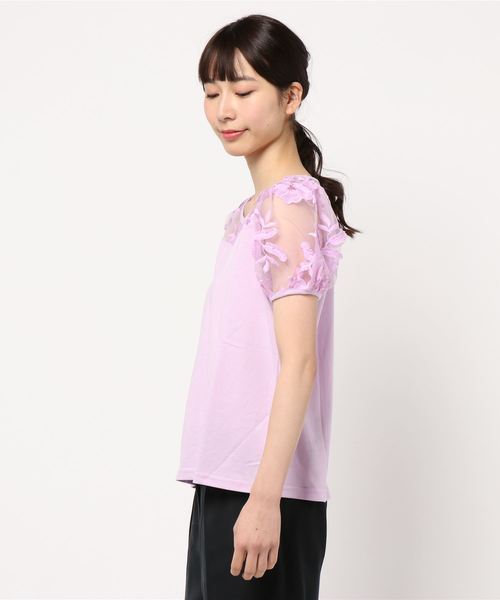GeeRA(ジーラ)の「立体モチーフレーストップス(Tシャツ/カットソー・レディース・ラベンダー・X-LARGE/MEDIUM/LARGE/SMALL)」の2枚目の写真