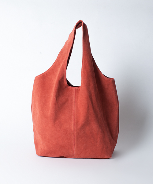 NANO universe（ナノユニバース）の「POPCORN/タッセルチェーントート（トートバッグ・レディース・ライトグレー/ライトベージュ/グレイッシュベージュ/ブルー/イエロー/ピンク/オレンジ・FREE）」の10枚目の写真