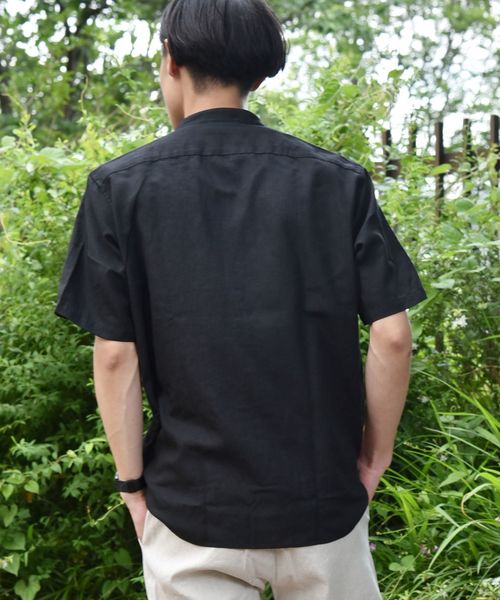 SHIPS(シップス)の「SC: COOLMAX(R) リネン バンドカラー ショートスリーブ シャツ(シャツ/ブラウス・メンズ・ホワイト/ブラック/ブルー・SMALL/MEDIUM/LARGE/X-LARGE)」の11枚目の写真
