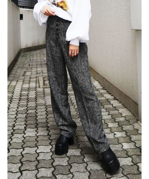 パンツ パンツピンタックワイドパンツ パンツ Emoda エモダ のファッション